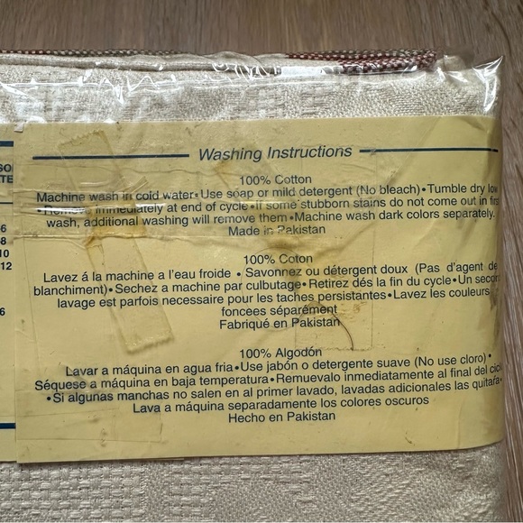 NOS NWT Vintage Yongetex Wood Land Collection 100% Cotton Tablecloth - 70" x 90" - Picture 4 of 10